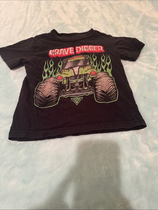 Monster Jam Other - Grave Digger Black Short Sleeve Kids Tee